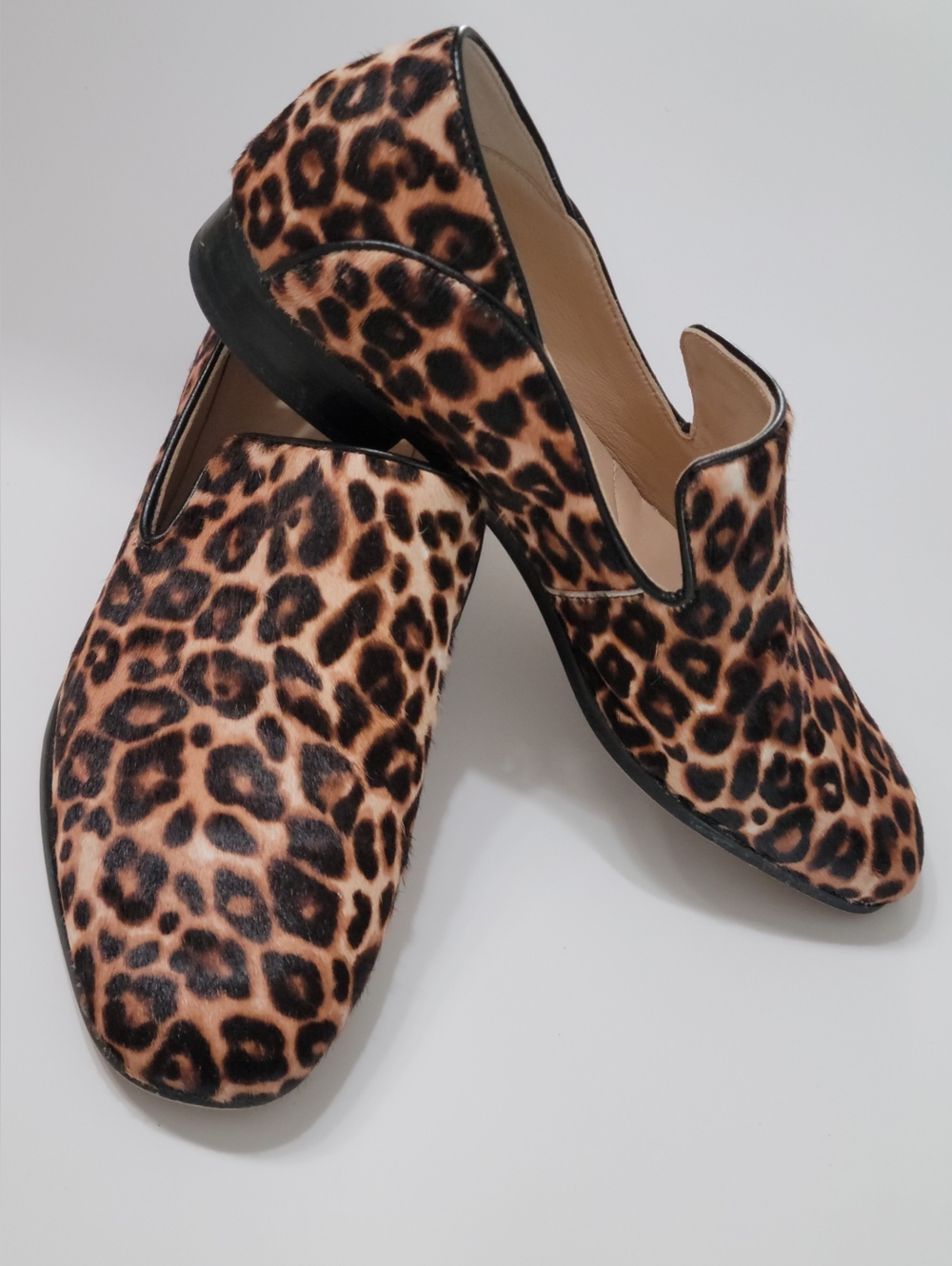 Clarks Women’s Pure Viola SZ 7 Med Haircalf Slip-On Leopard Print Loafers